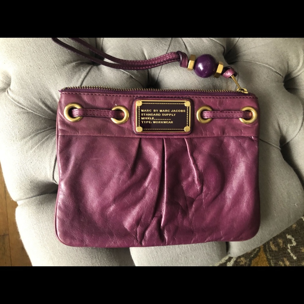 MARC BY MARC JACOBS STANDARD SUPPLY WRISTLET